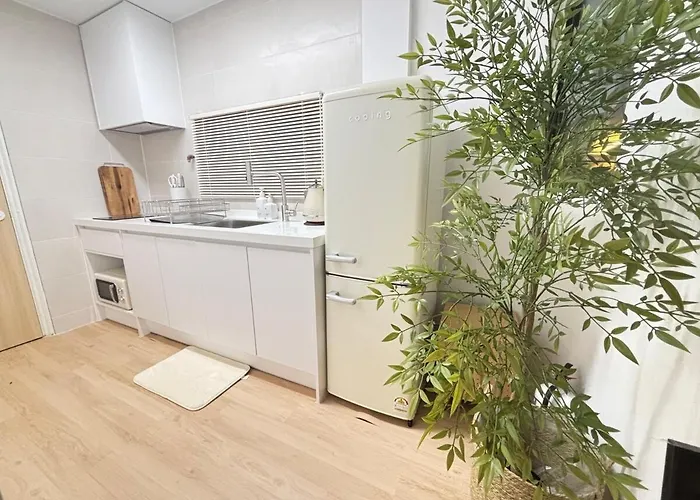 J Story Dmc Private House